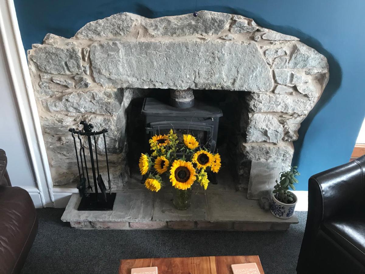 Y Llew Coch Bed & Breakfast Conwy Ngoại thất bức ảnh