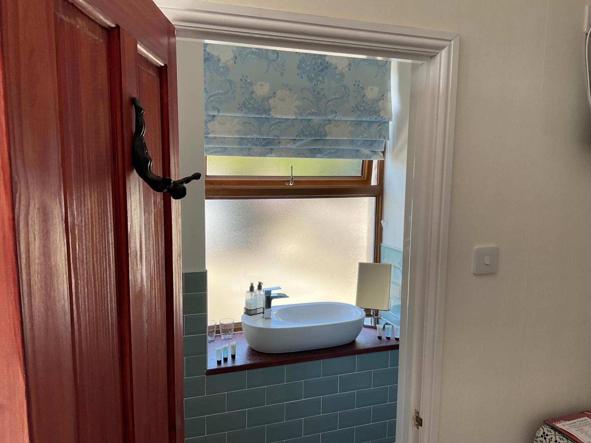 Y Llew Coch Bed & Breakfast Conwy Ngoại thất bức ảnh