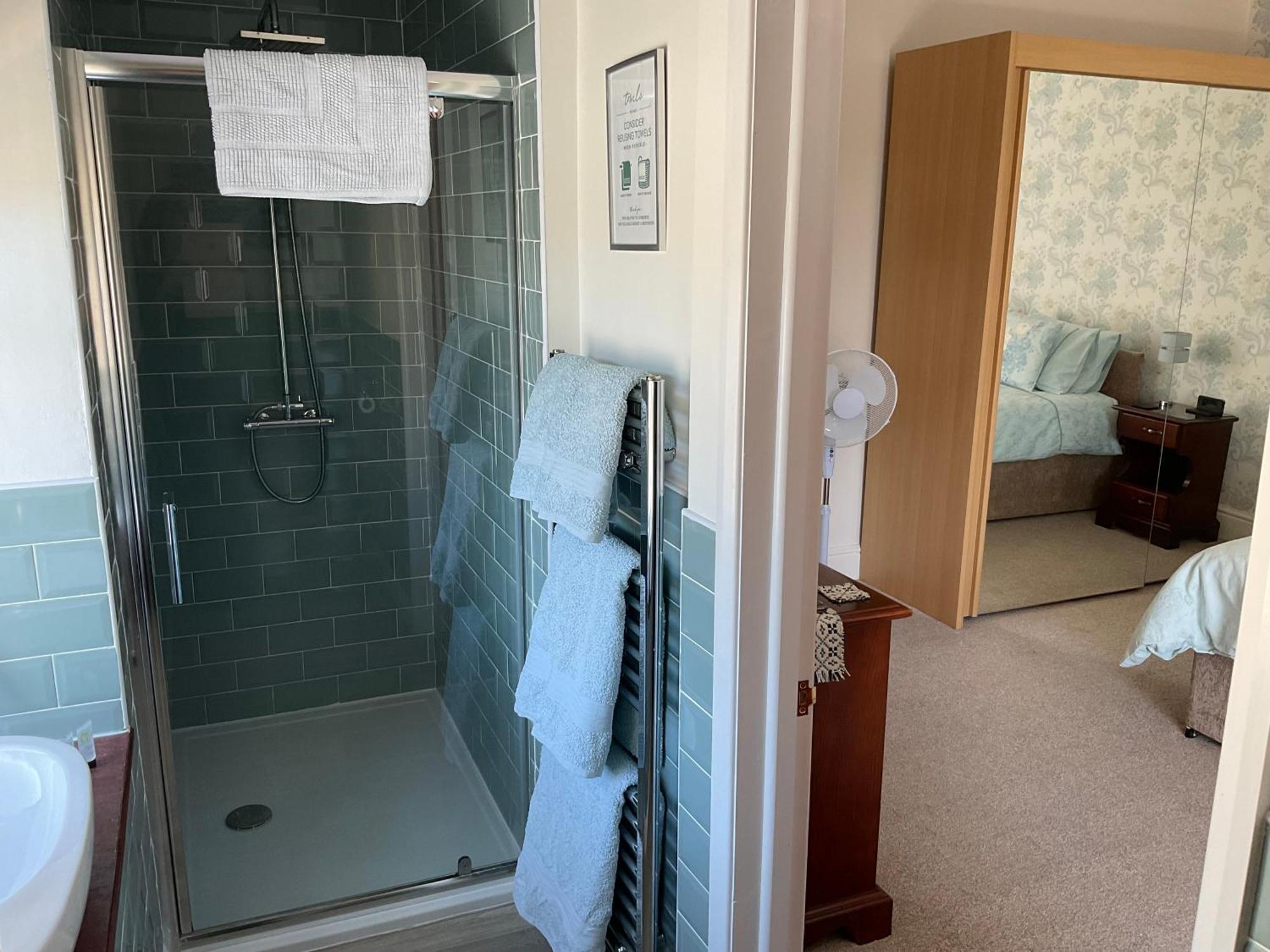 Y Llew Coch Bed & Breakfast Conwy Ngoại thất bức ảnh
